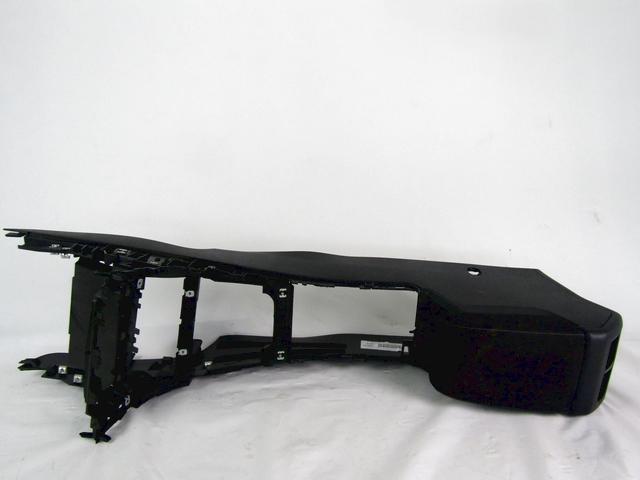 ARMREST, CENTRE CONSOLE OEM N. 5G1863241B SPARE PART USED CAR VOLKSWAGEN GOLF VII 5G1 BQ1 BE1 BE2 BA5 BV5 MK7 (DAL 2012) DISPLACEMENT DIESEL 1,2 YEAR OF CONSTRUCTION 2013