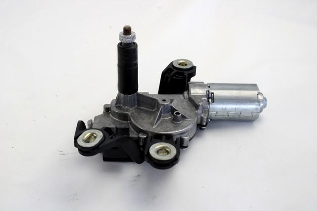 REAR WIPER MOTOR OEM N. 5K6955711B SPARE PART USED CAR VOLKSWAGEN POLO 6R1 6C1 (06/2009 - 02/2014)  DISPLACEMENT DIESEL 1,6 YEAR OF CONSTRUCTION 2009