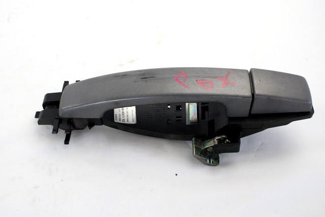RIGHT REAR DOOR HANDLE OEM N. LR023343 SPARE PART USED CAR LAND ROVER RANGE ROVER SPORT L320 MK1 (2005 - 2010)  DISPLACEMENT DIESEL 2,7 YEAR OF CONSTRUCTION 2006