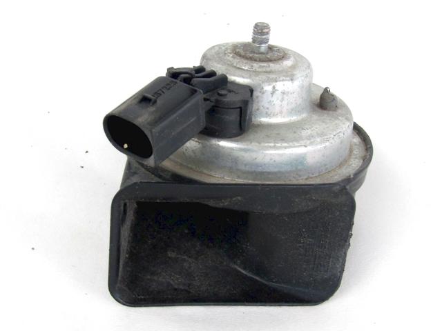 HONKING HORNS OEM N. A0065429820 SPARE PART USED CAR MERCEDES CLASSE B W246 (2011 - 2018) DISPLACEMENT BENZINA 1,6 YEAR OF CONSTRUCTION 2013