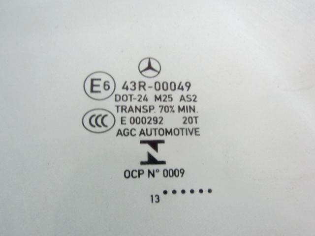 DOOR WINDOW, FRONT LEFT OEM N. A2467250500 SPARE PART USED CAR MERCEDES CLASSE B W246 (2011 - 2018) DISPLACEMENT BENZINA 1,6 YEAR OF CONSTRUCTION 2013
