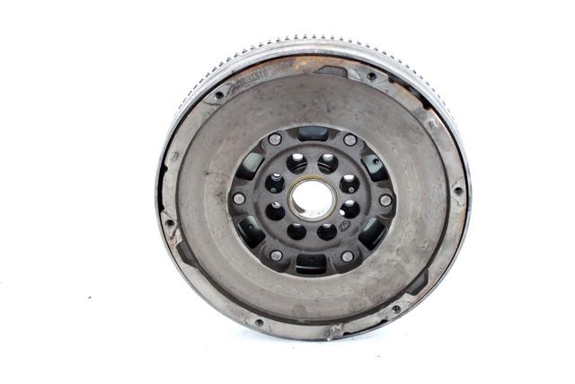 TWIN MASS FLYWHEEL OEM N. 1312354 SPARE PART USED CAR FORD FOCUS DA HCP DP MK2 BER/SW (2005 - 2008)  DISPLACEMENT DIESEL 2 YEAR OF CONSTRUCTION 2006