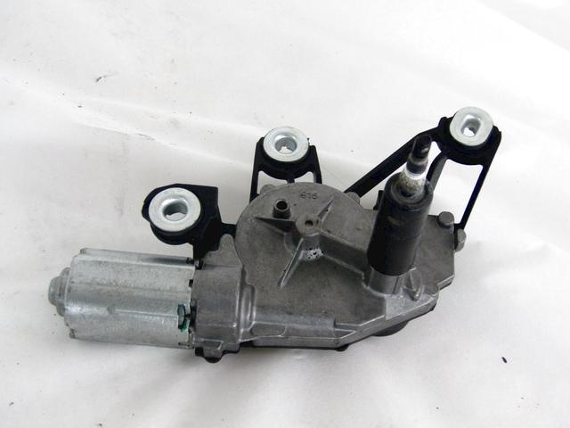 REAR WIPER MOTOR OEM N. 6Q6955711A SPARE PART USED CAR VOLKSWAGEN POLO 9N R (2005 - 10/2009)  DISPLACEMENT DIESEL 1,4 YEAR OF CONSTRUCTION 2005