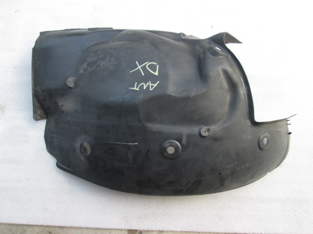 COVER, WHEEL HOUSING, FRONT OEM N. 8200136726 ORIGINAL PART ESED RENAULT SCENIC/GRAND SCENIC (2003 - 2009) DIESEL 19  YEAR OF CONSTRUCTION 2006