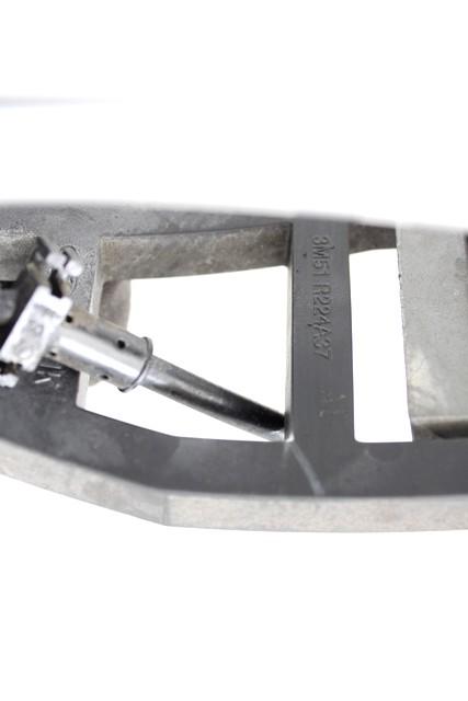 RIGHT FRONT DOOR HANDLE OEM N. 1305822 SPARE PART USED CAR FORD FOCUS DA HCP DP MK2 R BER/SW (2008 - 2011)  DISPLACEMENT BENZINA/GPL 2 YEAR OF CONSTRUCTION 2009
