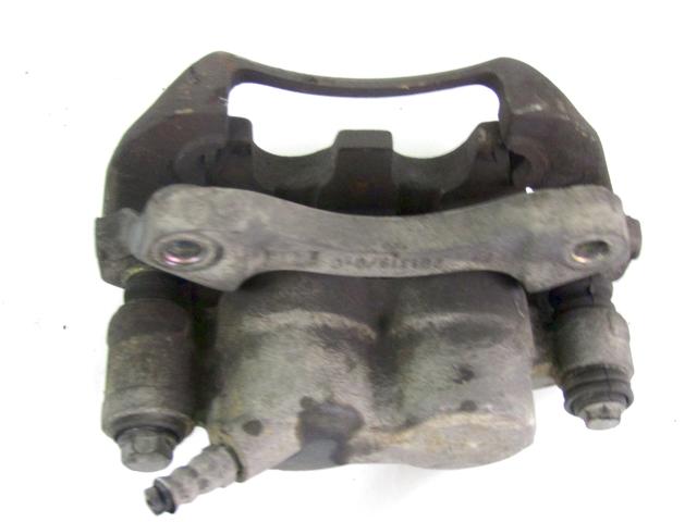 BRAKE CALIPER FRONT LEFT . OEM N. 7701208013 SPARE PART USED CAR RENAULT MASTER JD FD ED HD UD MK2 R (2003 - 2010)  DISPLACEMENT DIESEL 2,5 YEAR OF CONSTRUCTION 2004