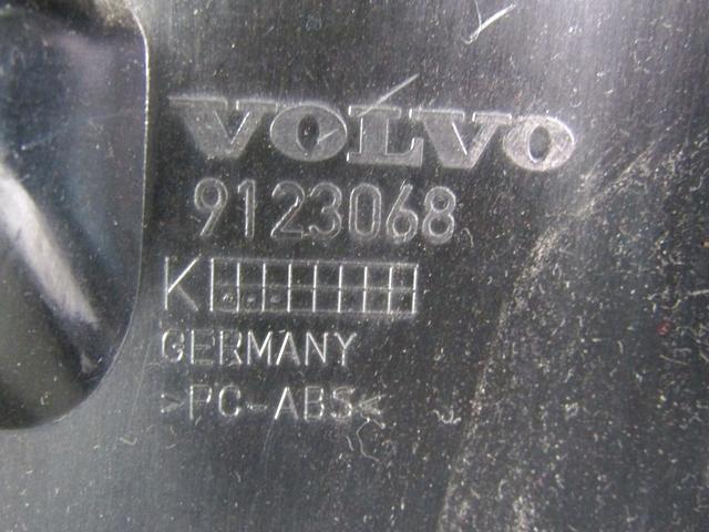 DASH PARTS / CENTRE CONSOLE OEM N. 9123068 SPARE PART USED CAR VOLVO XC60 156 (2008 - 2013) DISPLACEMENT DIESEL 2,4 YEAR OF CONSTRUCTION 2010