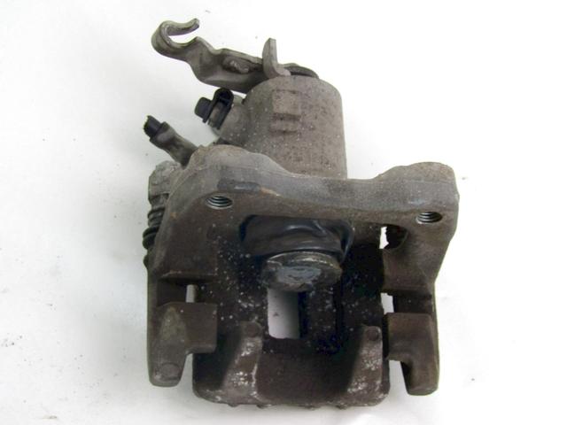 BRAKE CALIPER REAR LEFT . OEM N. 1K0615423J SPARE PART USED CAR AUDI A3 MK2 8P 8PA 8P1 (2003 - 2008) DISPLACEMENT BENZINA 1,6 YEAR OF CONSTRUCTION 2005