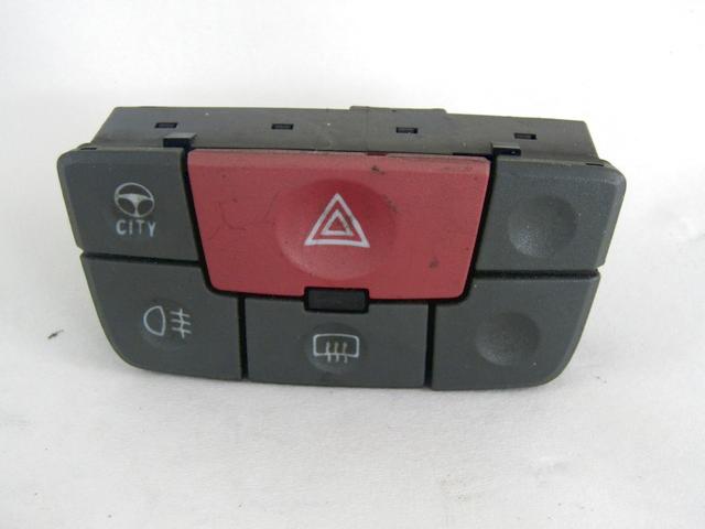 SWITCH HAZARD WARNING/CENTRAL LCKNG SYST OEM N. 735357113 SPARE PART USED CAR FIAT PANDA 169 (2003 - 08/2009)  DISPLACEMENT BENZINA 1,1 YEAR OF CONSTRUCTION 2004