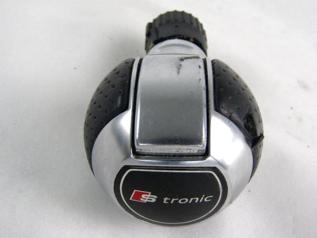 16 SINGLE GEAR KNOB OEM N. (D)8X1713141SKH SPARE PART USED CAR AUDI A3 MK2R 8P 8PA 8P1 (2008 - 2012) DISPLACEMENT DIESEL 2 YEAR OF CONSTRUCTION 2011