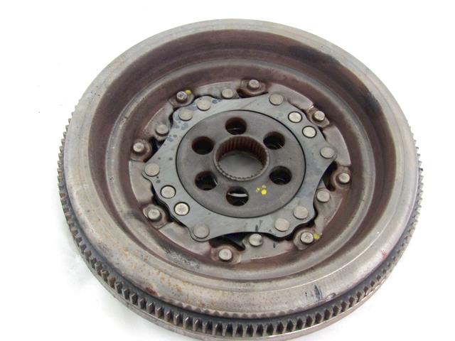 TWIN MASS FLYWHEEL OEM N. 03L105266AK SPARE PART USED CAR AUDI A3 MK2R 8P 8PA 8P1 (2008 - 2012) DISPLACEMENT DIESEL 2 YEAR OF CONSTRUCTION 2011