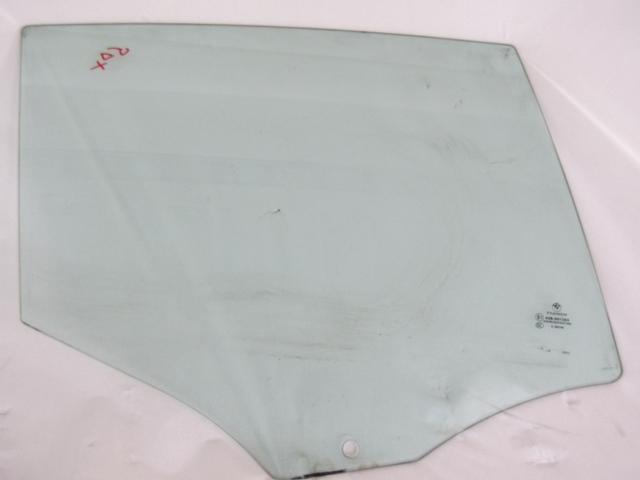 DOOR WINDOW, TINTED GLASS, REAR RIGHT OEM N. 51357067794 SPARE PART USED CAR BMW SERIE 1 BER/COUPE/CABRIO E81/E82/E87/E88 LCI R (2007 - 2013)  DISPLACEMENT DIESEL 2 YEAR OF CONSTRUCTION 2010