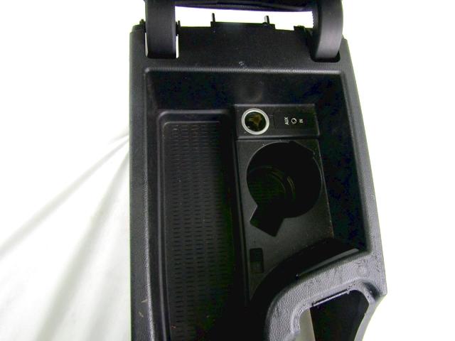 ARMREST, CENTRE CONSOLE OEM N. 51167075357 SPARE PART USED CAR BMW SERIE 3 BER/SW/COUPE/CABRIO E90/E91/E92/E93 (2005 - 08/2008)  DISPLACEMENT DIESEL 2 YEAR OF CONSTRUCTION 2007