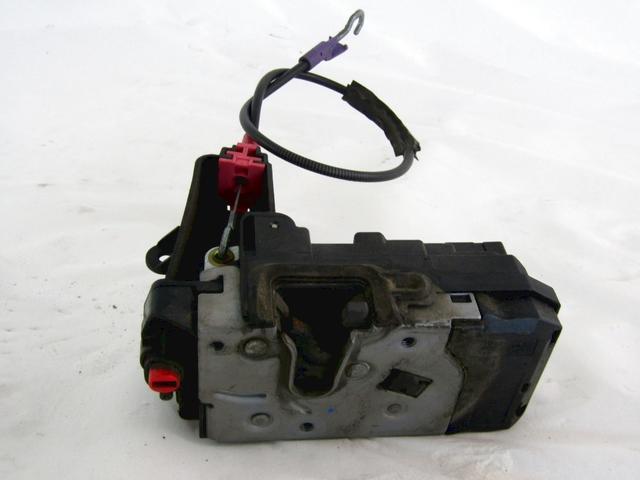 CENTRAL REAR RIGHT DOOR LOCKING OEM N. 13210739 SPARE PART USED CAR OPEL ASTRA H A04 L48,L08,L35,L67 5P/3P/SW (2004 - 2007)  DISPLACEMENT BENZINA 1,6 YEAR OF CONSTRUCTION 2006