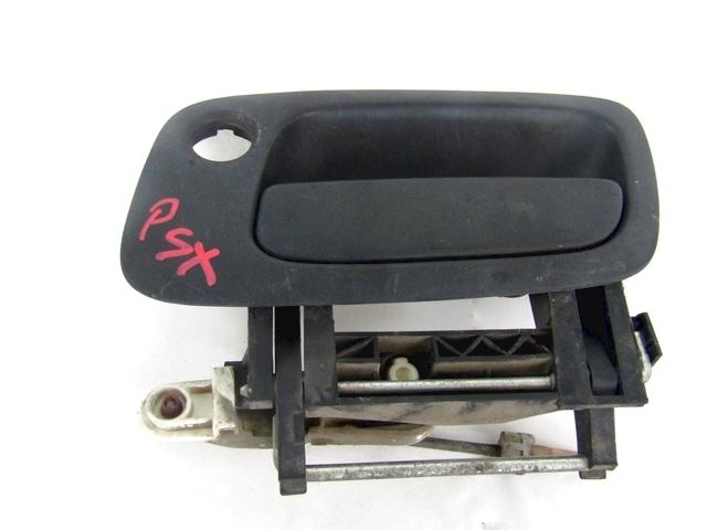 LEFT FRONT DOOR HANDLE OEM N. 24443942 SPARE PART USED CAR OPEL ASTRA G T98 5P/3P/SW (1998 - 2003)  DISPLACEMENT DIESEL 1,7 YEAR OF CONSTRUCTION 2002
