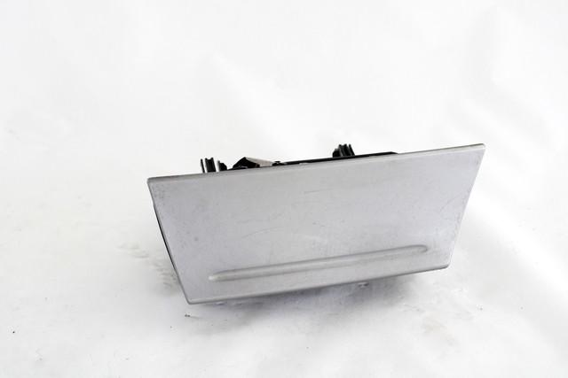ASHTRAY INSERT OEM N. 8M51-A044J53-A SPARE PART USED CAR FORD FOCUS DA HCP DP MK2 R BER/SW (2008 - 2011)  DISPLACEMENT DIESEL 1,6 YEAR OF CONSTRUCTION 2009