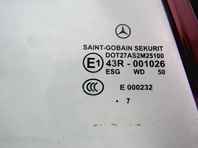 DOOR WINDOW, TINTED GLASS, REAR RIGHT OEM N. A2096700210 SPARE PART USED CAR MERCEDES CLASSE CLK W209 C209 COUPE A209 CABRIO (2002 - 2010) DISPLACEMENT DIESEL 3 YEAR OF CONSTRUCTION 2007