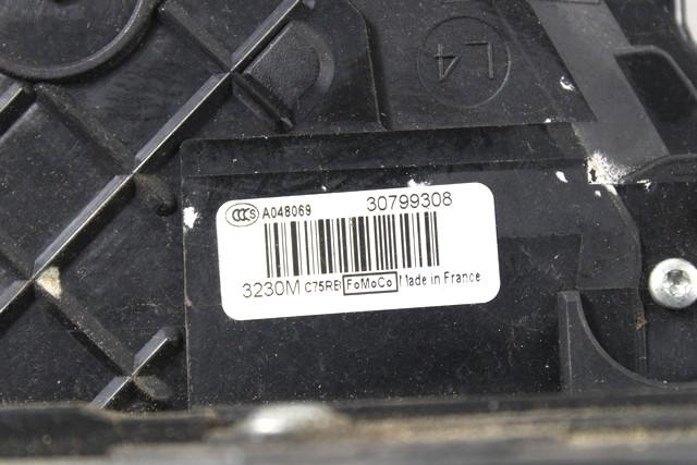 CENTRAL LOCKING OF THE FRONT LEFT DOOR OEM N. 30799308 SPARE PART USED CAR VOLVO V50 545 R (2007 - 2012)  DISPLACEMENT DIESEL 1,6 YEAR OF CONSTRUCTION 2010