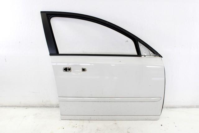 DOOR PASSENGER DOOR RIGHT FRONT . OEM N. 31218563 SPARE PART USED CAR VOLVO V50 545 R (2007 - 2012)  DISPLACEMENT DIESEL 1,6 YEAR OF CONSTRUCTION 2010