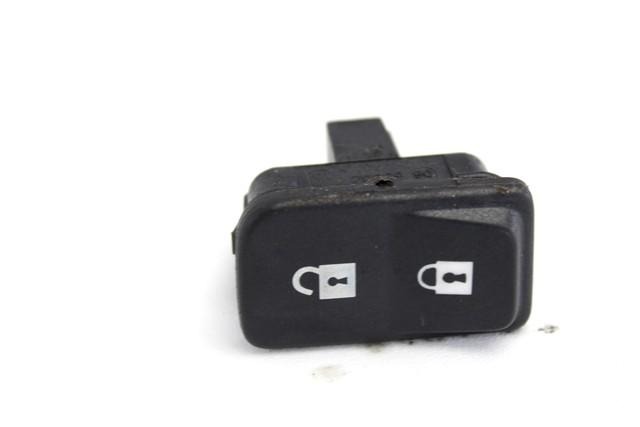 VARIOUS SWITCHES OEM N. 30773334 SPARE PART USED CAR VOLVO V50 545 R (2007 - 2012)  DISPLACEMENT DIESEL 1,6 YEAR OF CONSTRUCTION 2010