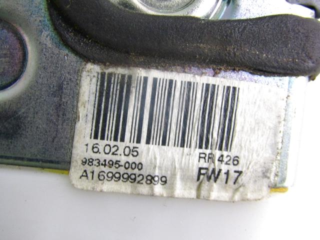 CENTRAL REAR RIGHT DOOR LOCKING OEM N. A1697302235 SPARE PART USED CAR MERCEDES CLASSE A W169 5P C169 3P R (05/2008 - 2012)  DISPLACEMENT DIESEL 2 YEAR OF CONSTRUCTION 2011