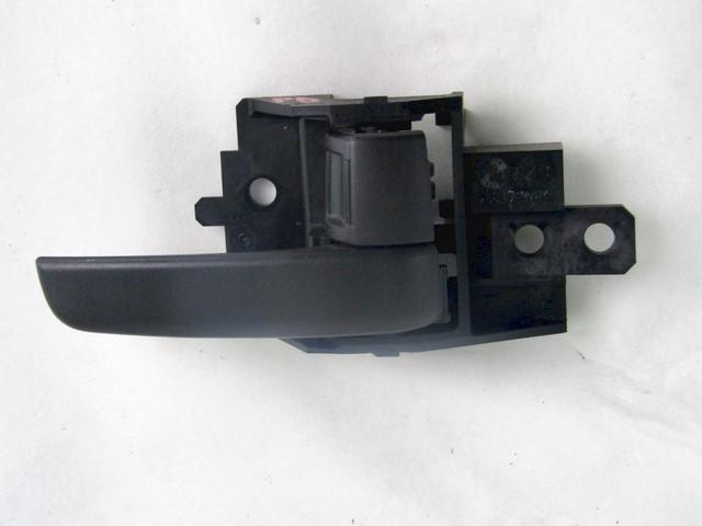 DOOR HANDLE INSIDE OEM N. 5716A478XA SPARE PART USED CAR MITSUBISHI SPACE STAR A0A (DAL 2012)  DISPLACEMENT BENZINA 1,3 YEAR OF CONSTRUCTION 2014