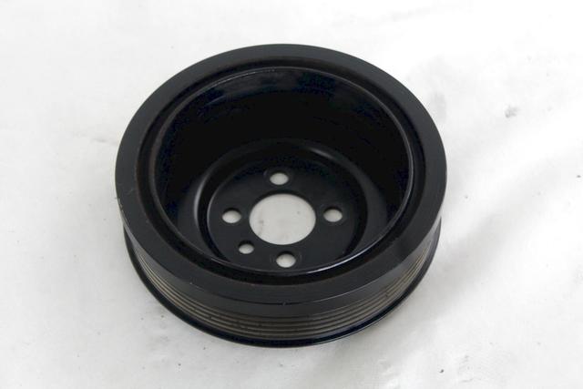 PULLEY OEM N. 03G105243 SPARE PART USED CAR AUDI A3 MK2 8P 8PA 8P1 (2003 - 2008) DISPLACEMENT DIESEL 1,9 YEAR OF CONSTRUCTION 2006