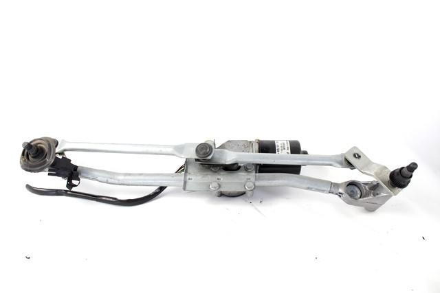 WINDSHIELD WIPER MOTOR OEM N. 7193036 SPARE PART USED CAR BMW SERIE 1 BER/COUPE/CABRIO E81/E82/E87/E88 LCI R (2007 - 2013)  DISPLACEMENT DIESEL 2 YEAR OF CONSTRUCTION 2008