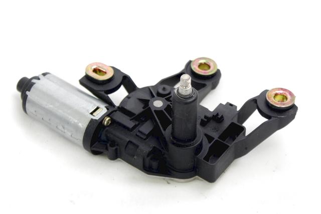 REAR WIPER MOTOR OEM N. 2S61-A17K441-AB SPARE PART USED CAR FORD FUSION JU R (2002 - 02/2006)  DISPLACEMENT DIESEL 1,4 YEAR OF CONSTRUCTION 2005