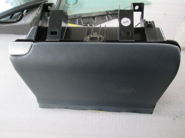 GLOVE BOX OEM N. A2308100841 ORIGINAL PART ESED MERCEDES CLASSE SL R230 (2001 - 2008) BENZINA 50  YEAR OF CONSTRUCTION 2001