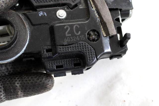 CENTRAL REAR RIGHT DOOR LOCKING OEM N. 6905042021 SPARE PART USED CAR TOYOTA RAV 4 A3 MK3 (2006 - 03/2009)  DISPLACEMENT DIESEL 2,2 YEAR OF CONSTRUCTION 2006