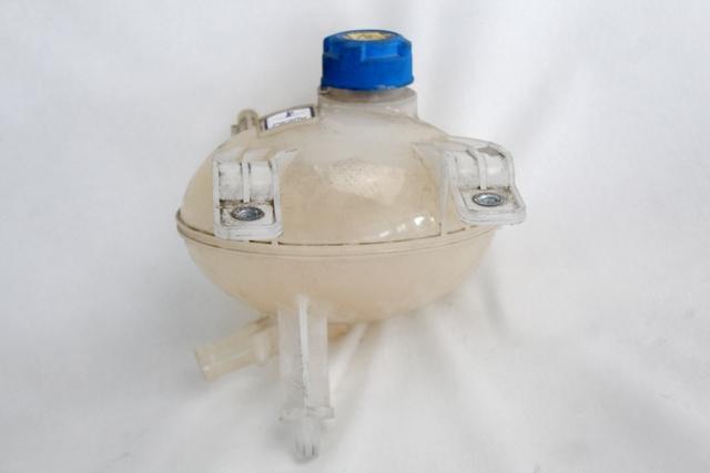 EXPANSION TANK OEM N. 51881757 SPARE PART USED CAR FIAT 500 L CINQUECENTO L L0 (DAL 2012)  DISPLACEMENT BENZINA 0,9 YEAR OF CONSTRUCTION 2012