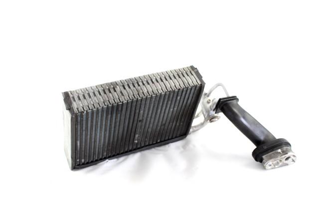 EVAPORATOR OEM N. 64118385560 SPARE PART USED CAR BMW X5 E53 LCI R (2003 - 2007)  DISPLACEMENT DIESEL 3 YEAR OF CONSTRUCTION 2005