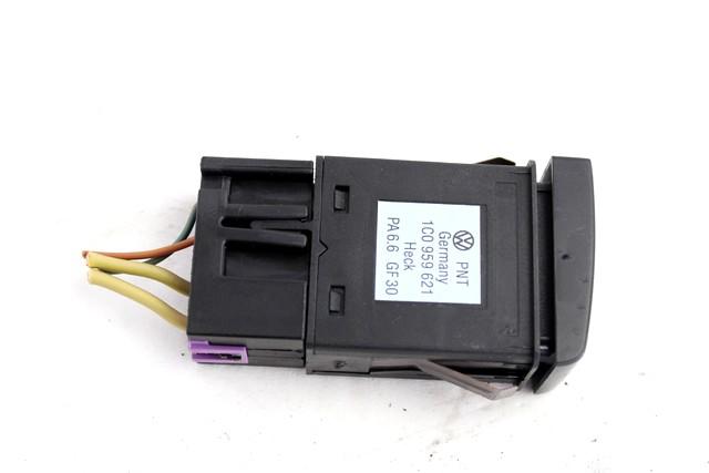 VARIOUS SWITCHES OEM N. 1C0959621 SPARE PART USED CAR VOLKSWAGEN NEW BEETLE 9C1 1C1 1Y7 (1999 - 2006)  DISPLACEMENT DIESEL 1,9 YEAR OF CONSTRUCTION 2003