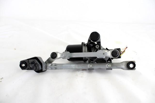 WINDSHIELD WIPER MOTOR OEM N. 850100H011 SPARE PART USED CAR TOYOTA AYGO B1 R (2009 - 02/2012)  DISPLACEMENT BENZINA 1 YEAR OF CONSTRUCTION 2012