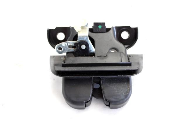 TRUNK LID LOCK OEM N. 8P3827505 SPARE PART USED CAR AUDI A3 MK2R 8P 8PA 8P1 (2008 - 2012) DISPLACEMENT DIESEL 1,6 YEAR OF CONSTRUCTION 2010