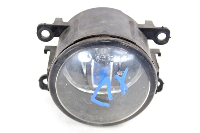 FOG LIGHT RIGHT  OEM N. 8200074008 SPARE PART USED CAR RENAULT SCENIC/GRAND SCENIC JM0/1 MK2 (2003 - 2009)  DISPLACEMENT BENZINA 1,6 YEAR OF CONSTRUCTION 2003