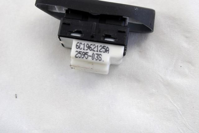VARIOUS SWITCHES OEM N. 6C1962125A SPARE PART USED CAR VOLKSWAGEN POLO 6R1 6C1 R (DAL 02/2014)  DISPLACEMENT BENZINA 1 YEAR OF CONSTRUCTION 2015