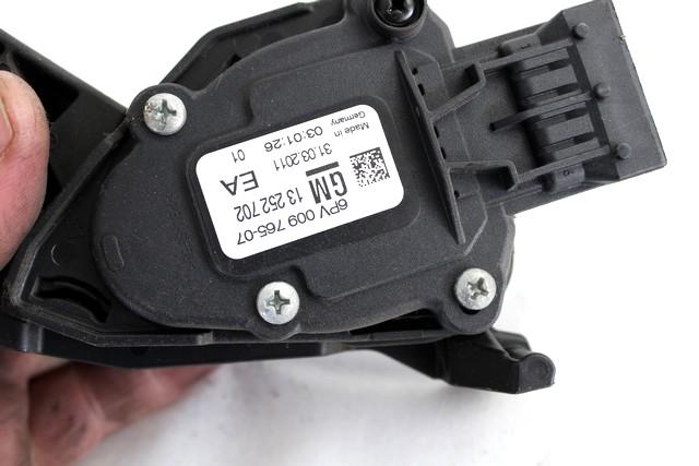 PEDALS & PADS  OEM N. 13252702 SPARE PART USED CAR OPEL ASTRA J P10 5P/3P/SW (2009 - 2015)  DISPLACEMENT DIESEL 1,7 YEAR OF CONSTRUCTION 2011