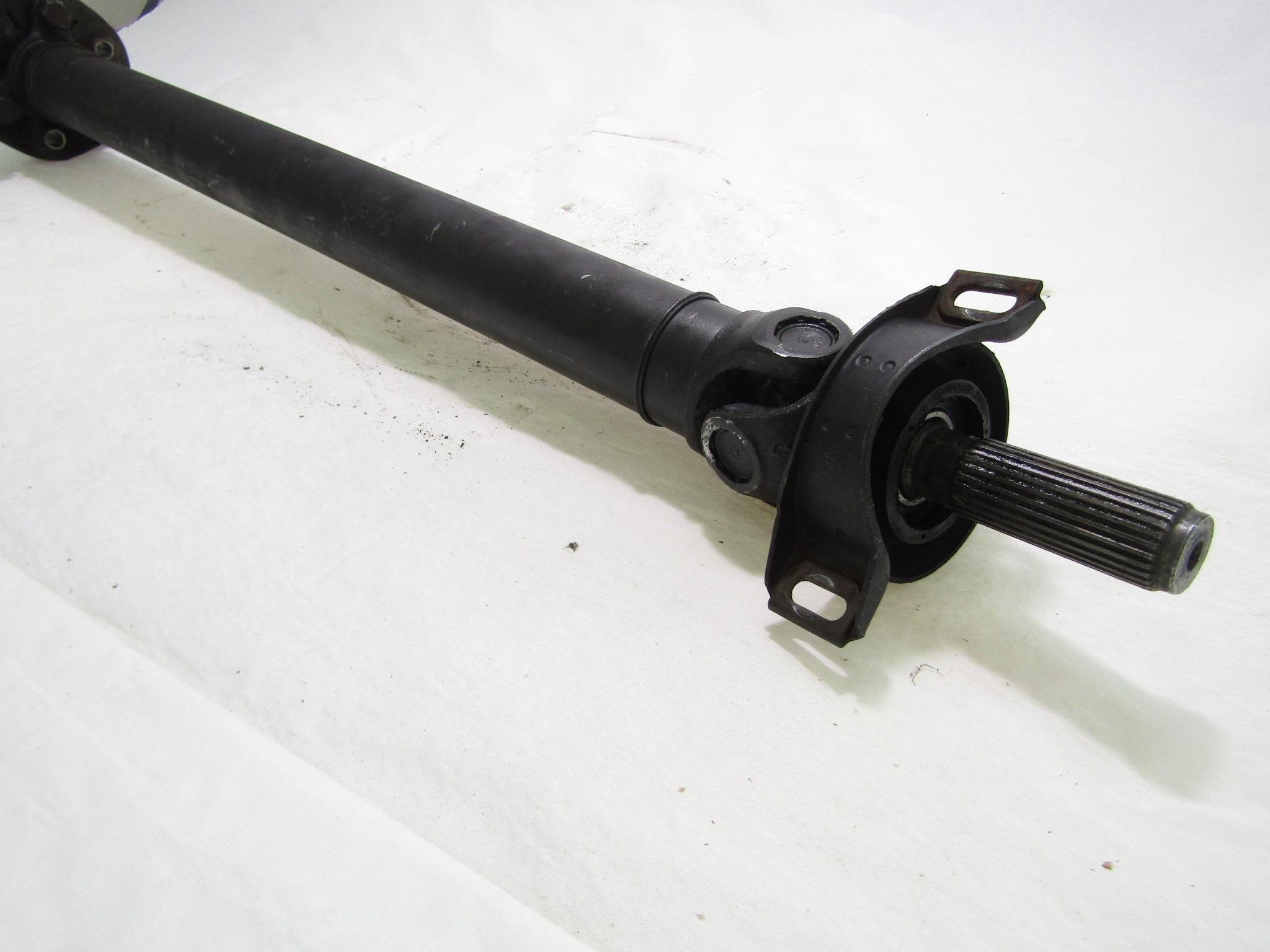 DRIVE SHAFT ASSY REAR OEM N. A2024101302  SPARE PART USED CAR MERCEDES CLASSE CLK W208 C208 A208 COUPE/CABRIO (1997-2003)  DISPLACEMENT BENZINA 2,3 YEAR OF CONSTRUCTION 2000
