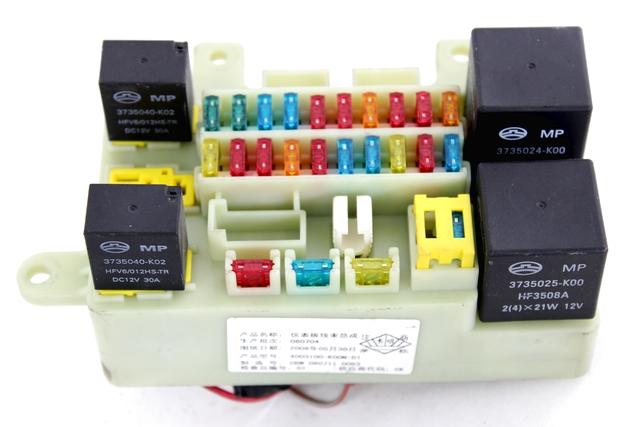 FUSE UNIT OEM N. 4003100-K00N-D1 SPARE PART USED CAR GREAT WALL HOVER H3 (2006 - 2011) DISPLACEMENT BENZINA/GPL 2,4 YEAR OF CONSTRUCTION 2007