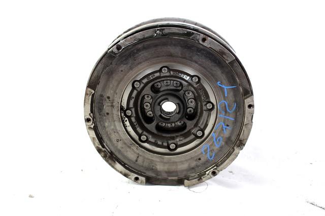 TWIN MASS FLYWHEEL OEM N. 0B1105266AN SPARE PART USED CAR AUDI A4 B8 8K2 BER/SW/CABRIO (2007 - 11/2015)  DISPLACEMENT DIESEL 2 YEAR OF CONSTRUCTION 2015