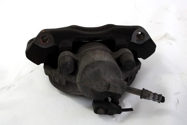 BRAKE CALIPER FRONT LEFT . OEM N. A0024206183 SPARE PART USED CAR MERCEDES SPRINTER W901 (1995 - 2006) DISPLACEMENT DIESEL 2,7 YEAR OF CONSTRUCTION 2002