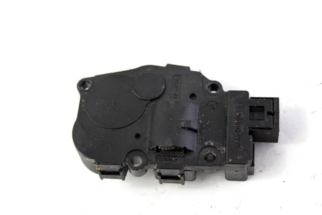 SET SMALL PARTS F AIR COND.ADJUST.LEVER OEM N. K9749 SPARE PART USED CAR MERCEDES CLASSE C W204 BER/SW (2007 - 2011)  DISPLACEMENT DIESEL 2,2 YEAR OF CONSTRUCTION 2007