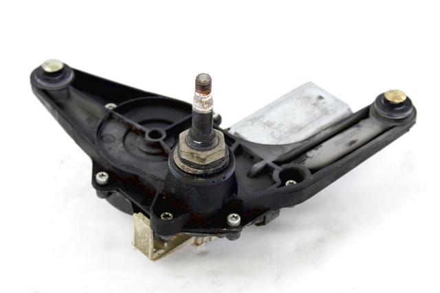 REAR WIPER MOTOR OEM N. 8200071214 SPARE PART USED CAR RENAULT CLIO BB CB MK2 R / CLIO STORIA (05/2001 - 2012)  DISPLACEMENT BENZINA 1,2 YEAR OF CONSTRUCTION 2003
