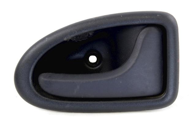 DOOR HANDLE INSIDE OEM N. 7700423888 SPARE PART USED CAR RENAULT CLIO BB CB MK2 R / CLIO STORIA (05/2001 - 2012)  DISPLACEMENT BENZINA 1,2 YEAR OF CONSTRUCTION 2003