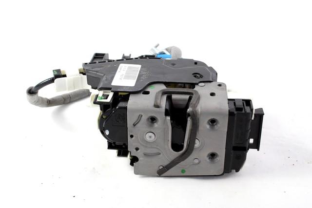 CENTRAL LOCKING OF THE RIGHT FRONT DOOR OEM N. A1667200435 SPARE PART USED CAR MERCEDES CLASSE B W246 (2011 - 2018) DISPLACEMENT DIESEL 1,8 YEAR OF CONSTRUCTION 2012