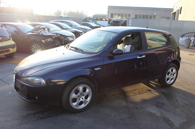 ALFA ROMEO 147 R 1.9 D 88KW 5M 5P (2006) RICAMBI IN MAGAZZINO