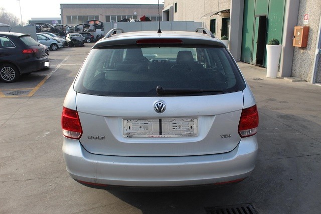 VOLKSWAGEN GOLF 5 SW 1.9 D 77KW 5M 5P (2008) RICAMBI IN MAGAZZINO