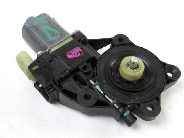 FRONT DOOR WINDSCREEN MOTOR OEM N. 67622755854 SPARE PART USED CAR MINI COOPER / ONE R56 (2007 - 2013) DISPLACEMENT 16 BENZINA YEAR OF CONSTRUCTION 2007